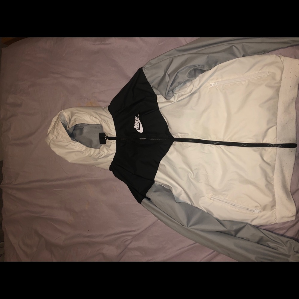 Nike windbreaker
